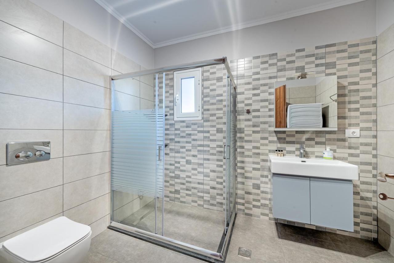 Waterway Luxury Residence-Apartment 1 Razata ภายนอก รูปภาพ